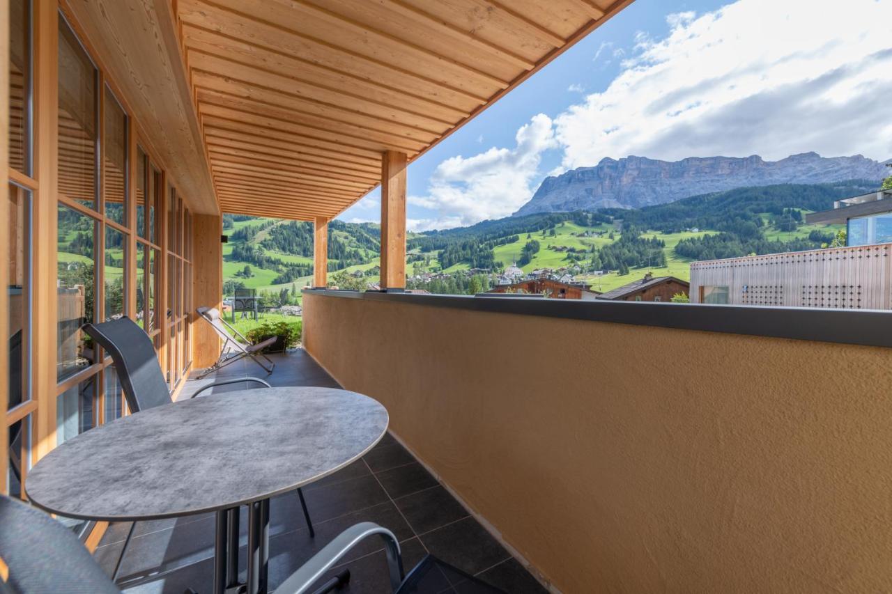 Aparthotel Ciasa Nene Franzl Badia  Esterno foto