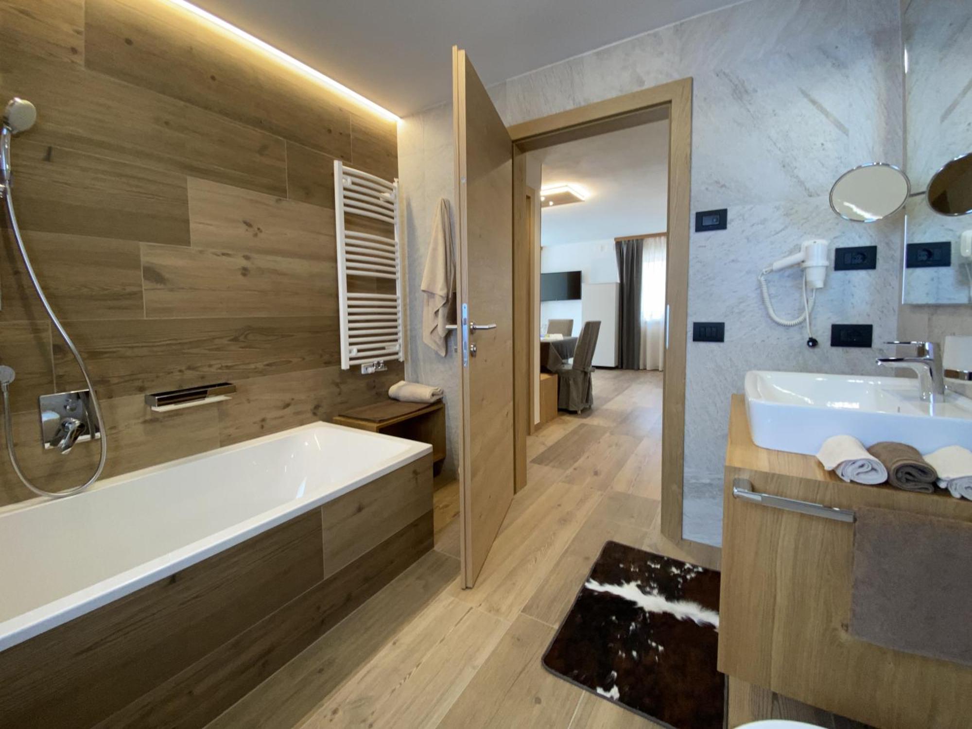 Aparthotel Ciasa Nene Franzl Badia  Esterno foto