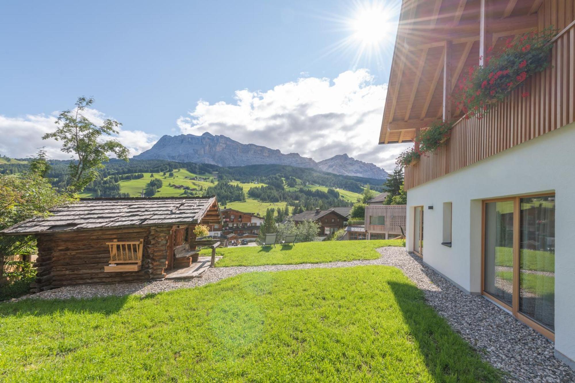 Aparthotel Ciasa Nene Franzl Badia  Esterno foto
